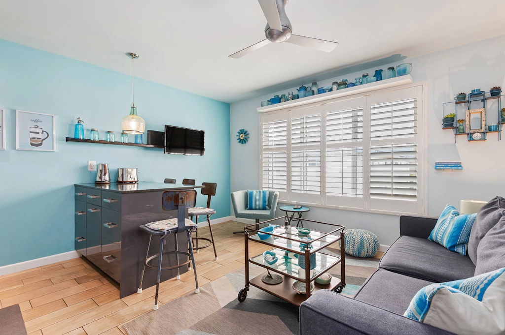 Sunset Shores Sunset Shores 246