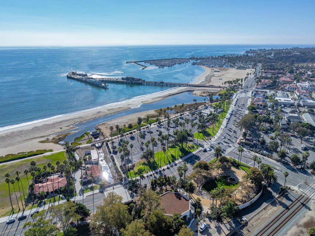 Nautical Breeze - Walk to Beach, Wharf, Downtown, & Funk Zone!