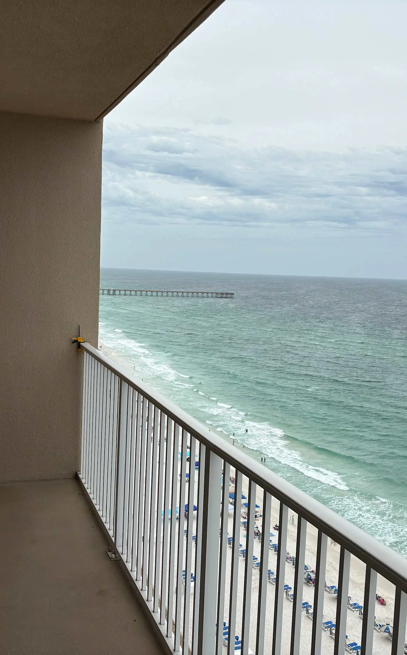 Oceanfront Condo with Shared Pool, Hot Tub, & Gym 
