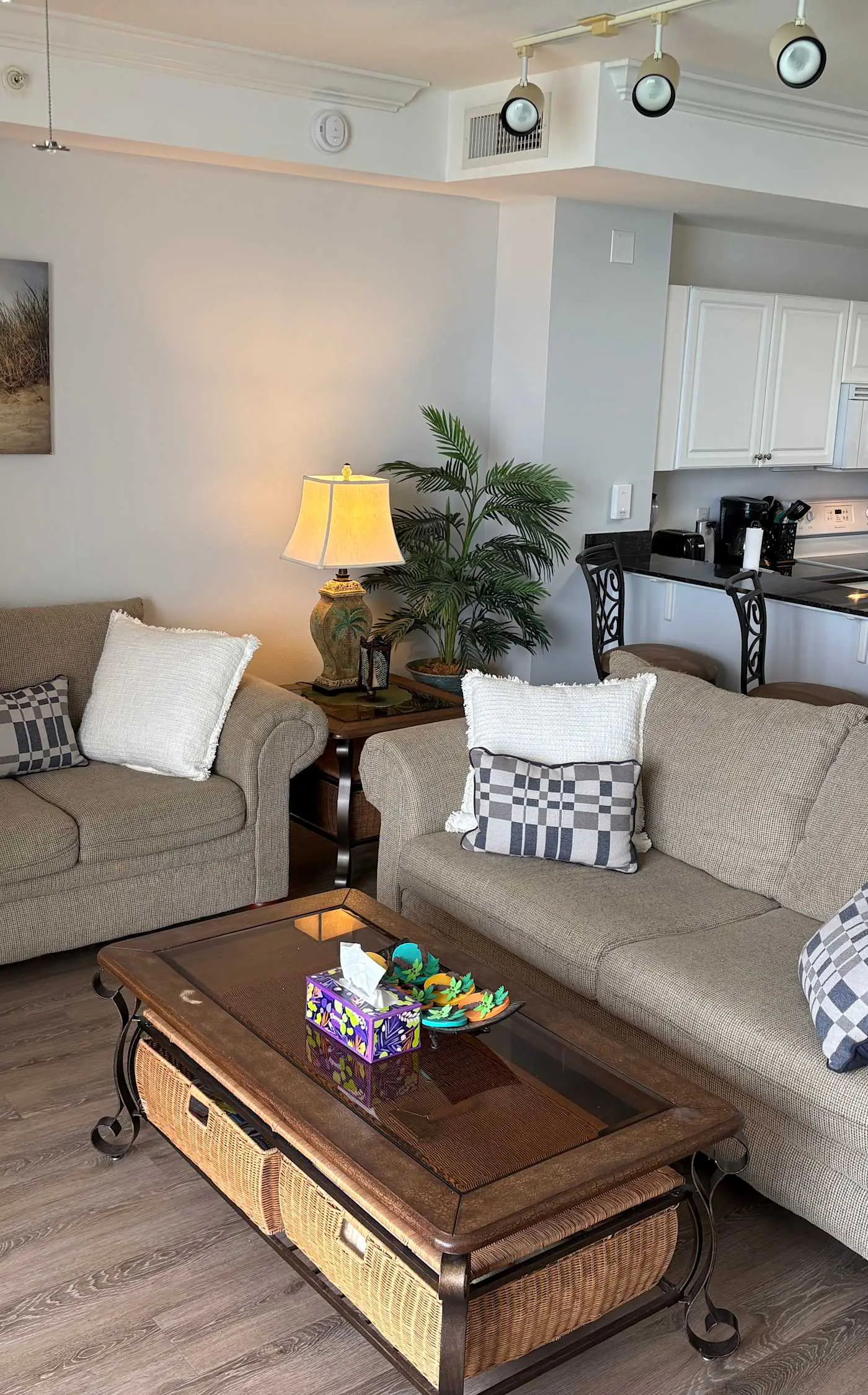 Oceanfront Condo with Shared Pool, Hot Tub, & Gym 