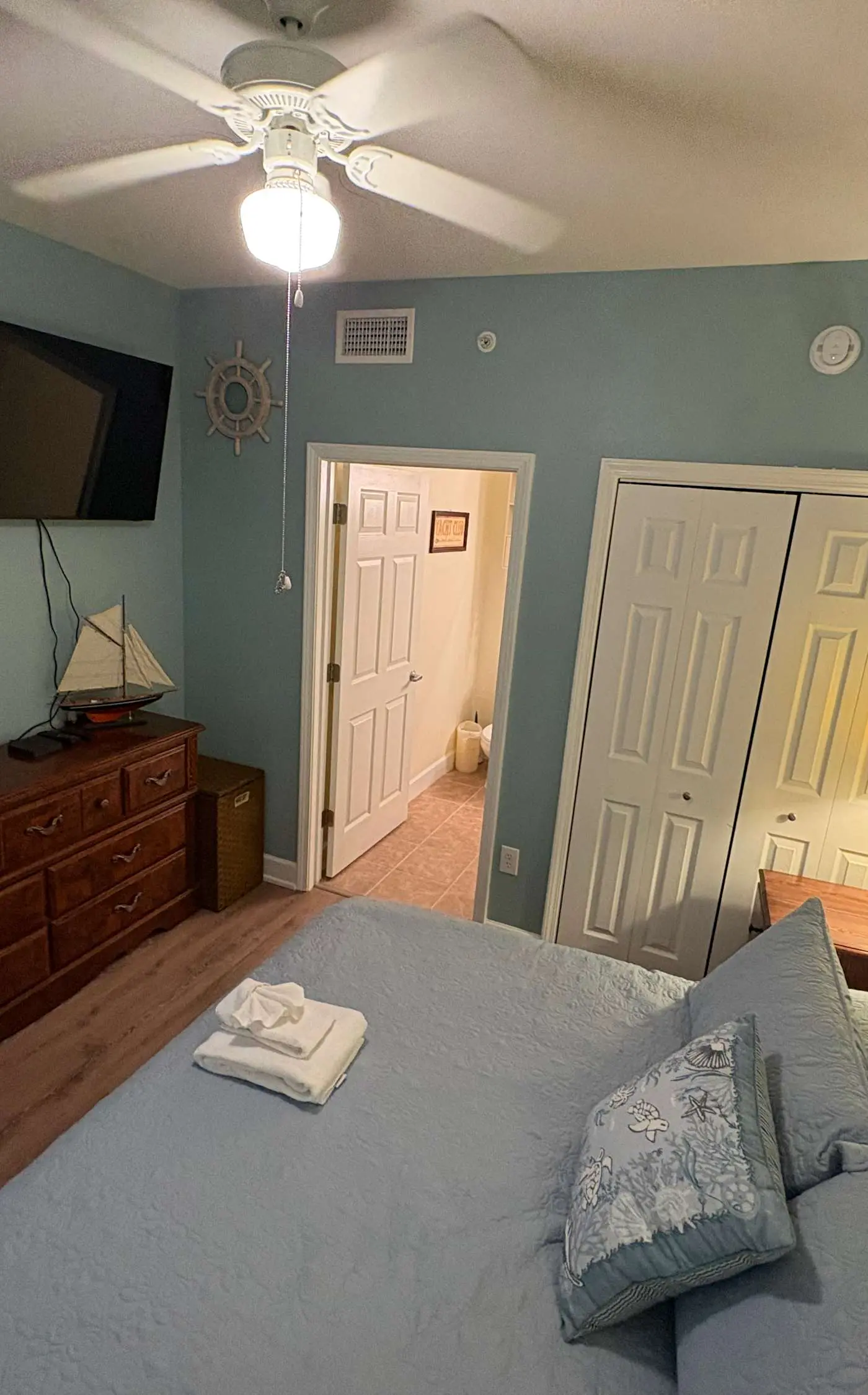 Oceanfront Condo with Shared Pool, Hot Tub, & Gym 