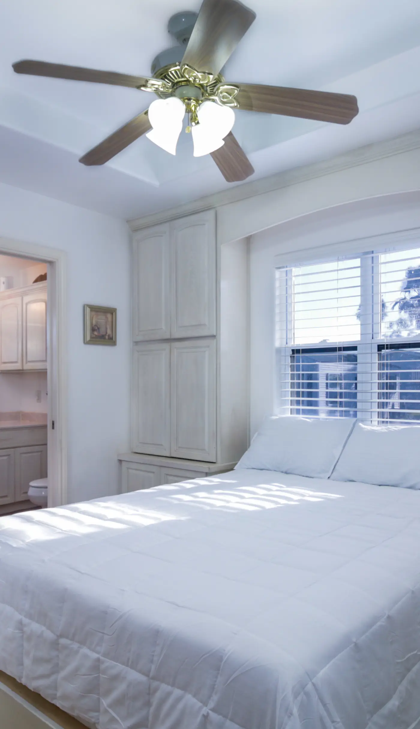 Coastal Breeze - Waterfront, Pools, Golf, Tennis