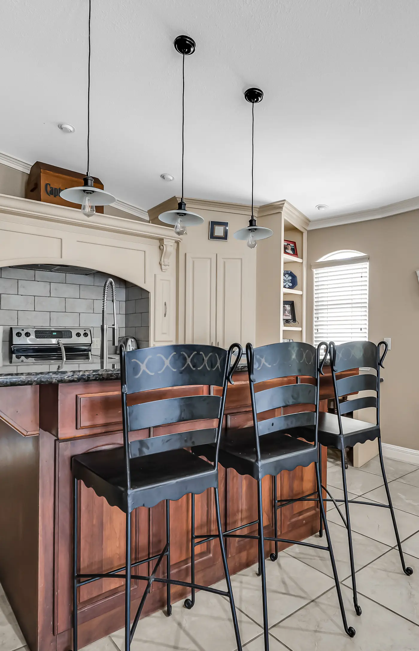 Waterfront Oasis - Bay Views, Pool, Golf, Tennis
