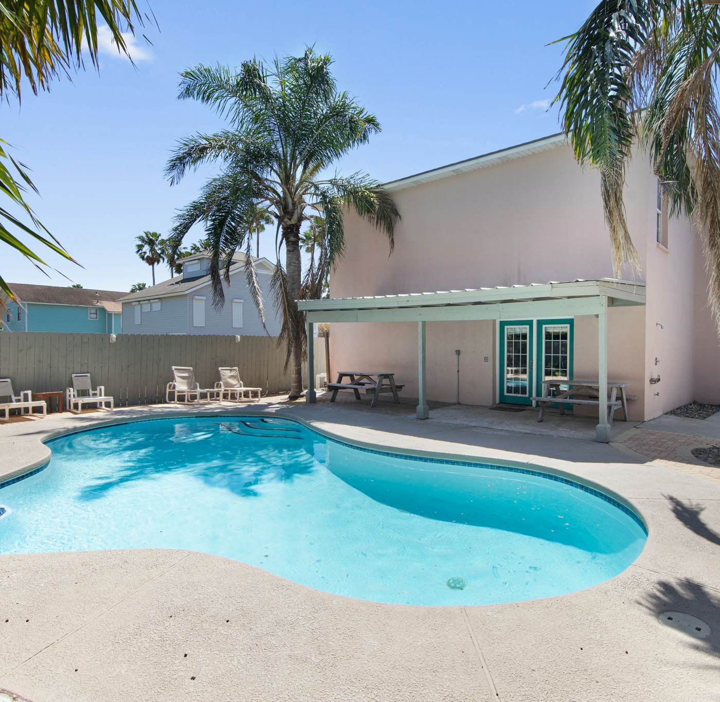 Ocean Overlook - Private Pool, Sleeps 16