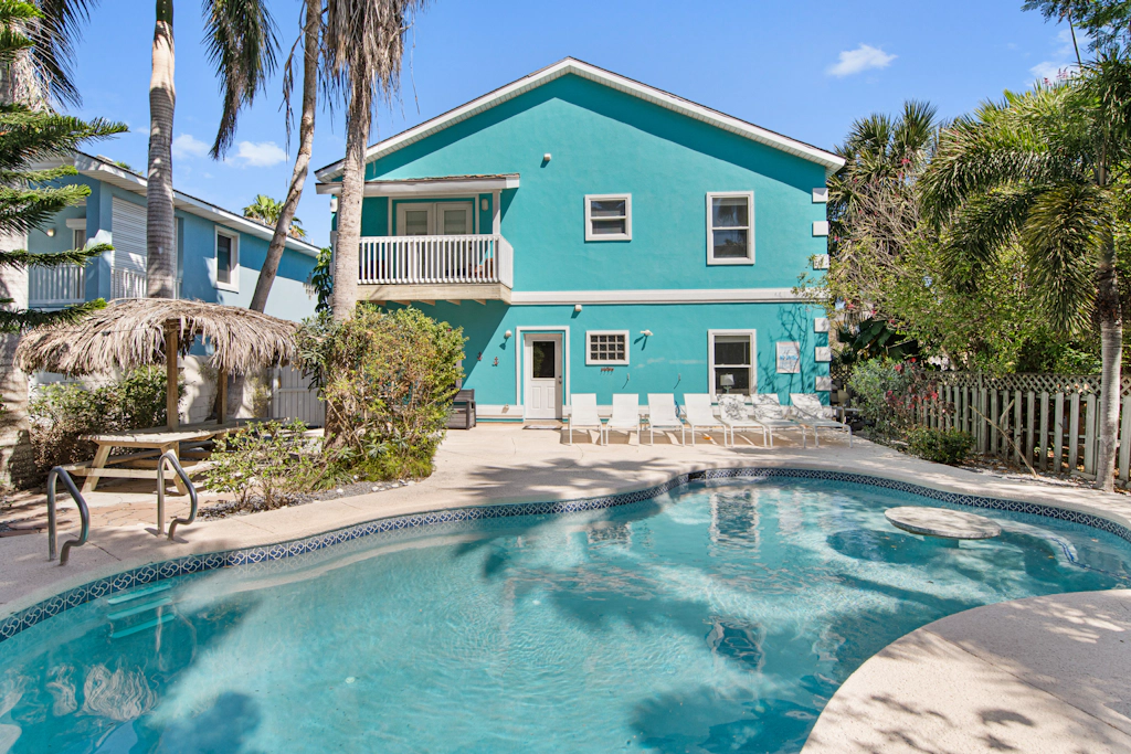 Oleander Oasis - Private Pool, 6BR, Sleeps 16