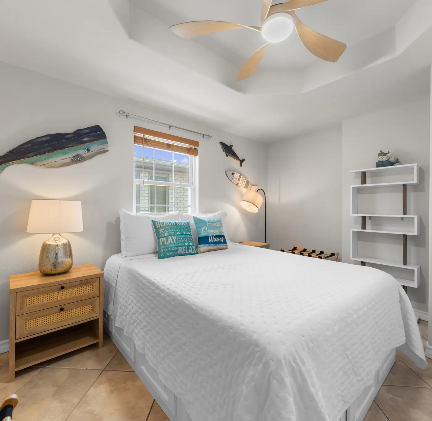 Sundial Circle - Waterfront, Pools, Golf, Tennis