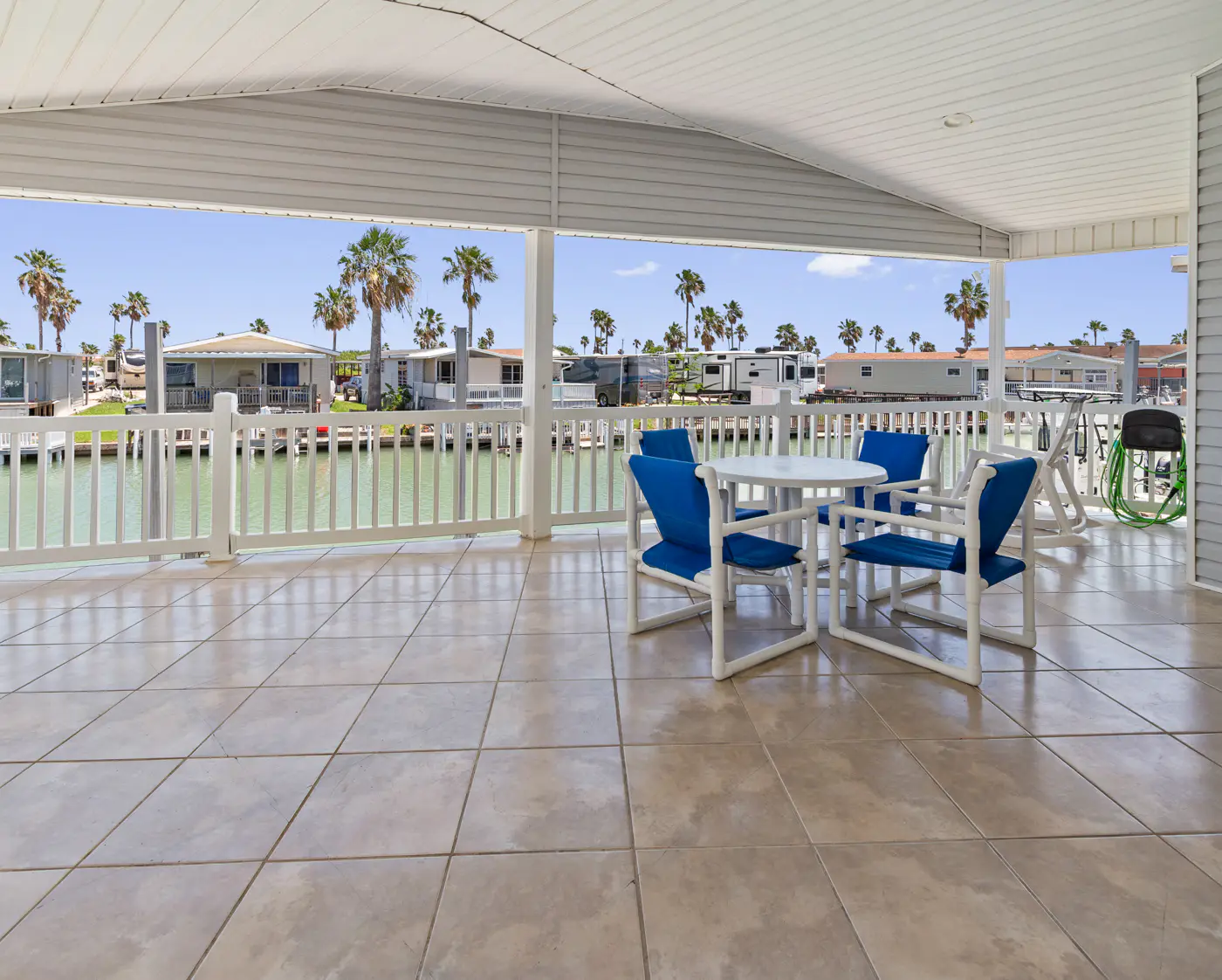 Sundial Circle - Waterfront, Pools, Golf, Tennis