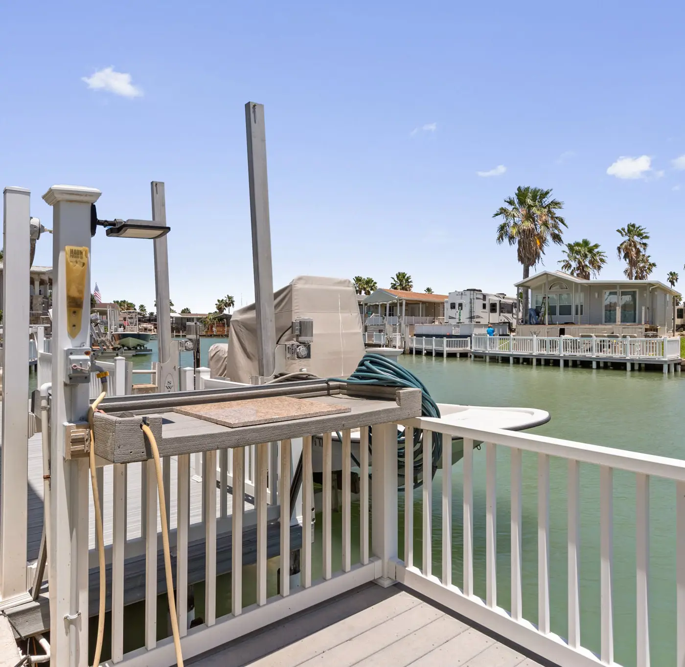 Sundial Circle - Waterfront, Pools, Golf, Tennis