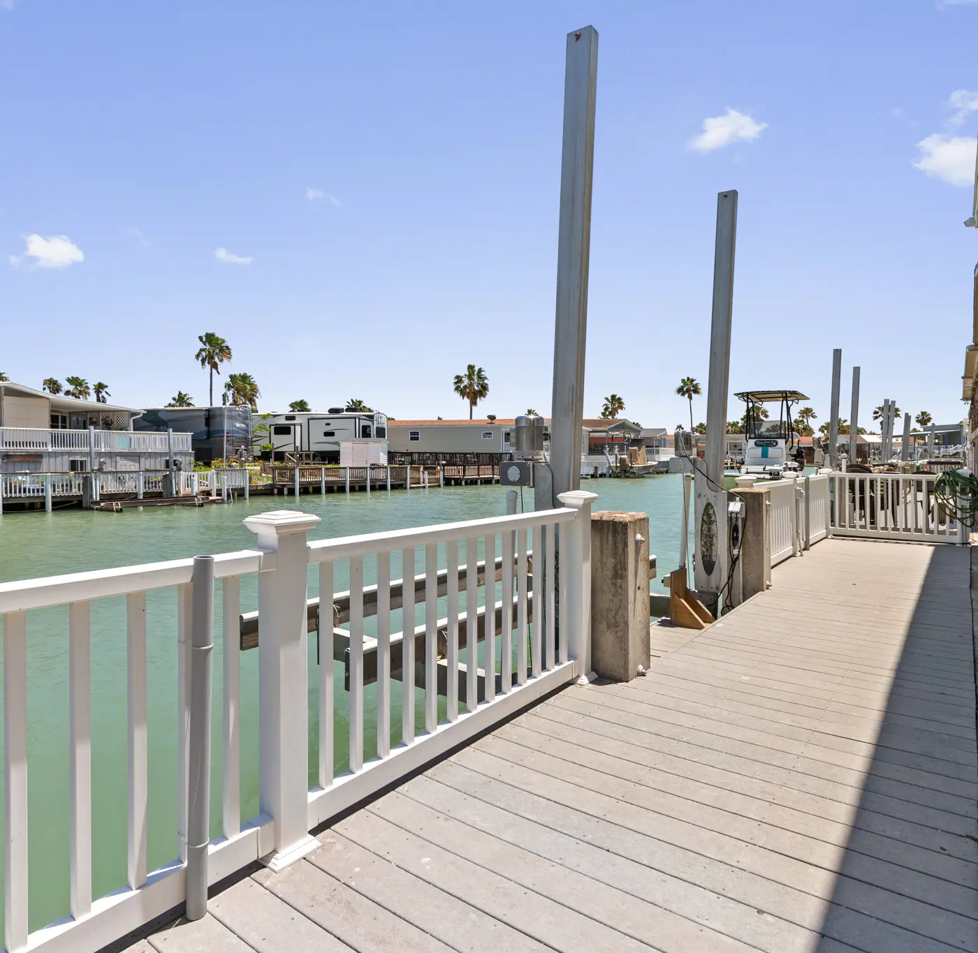 Sundial Circle - Waterfront, Pools, Golf, Tennis