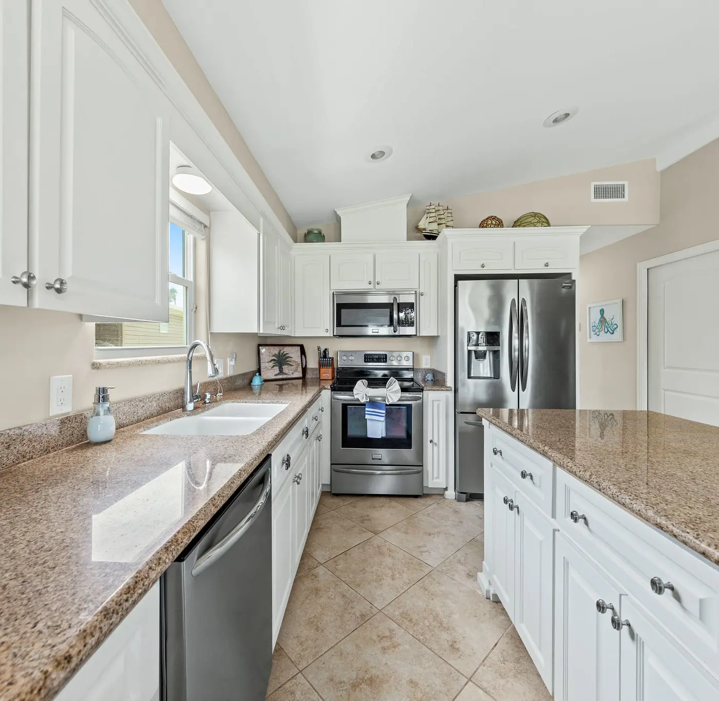 Paradise on the Green - Golf Views, Pools, Deck