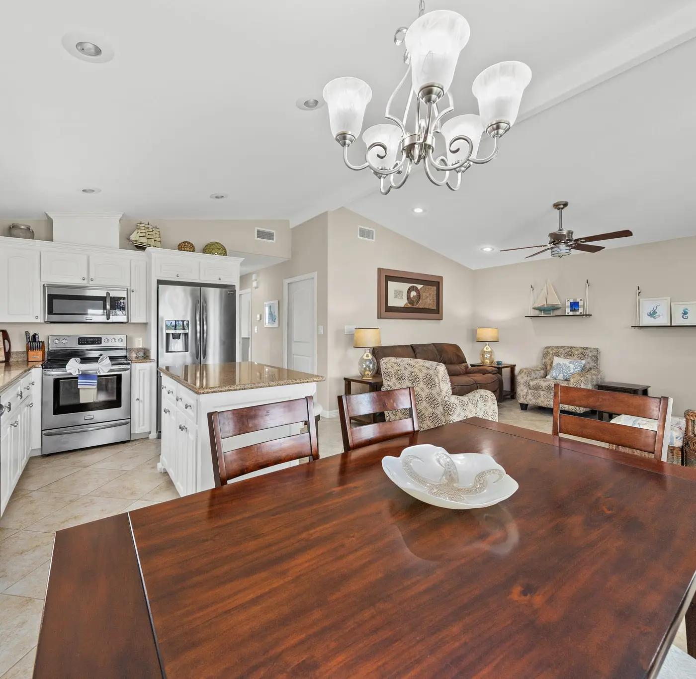 Paradise on the Green - Golf Views, Pools, Deck