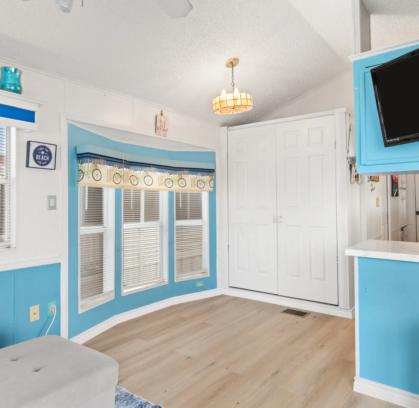 Blue Paradise - Pools, Golf, Deck, Pet Friendly