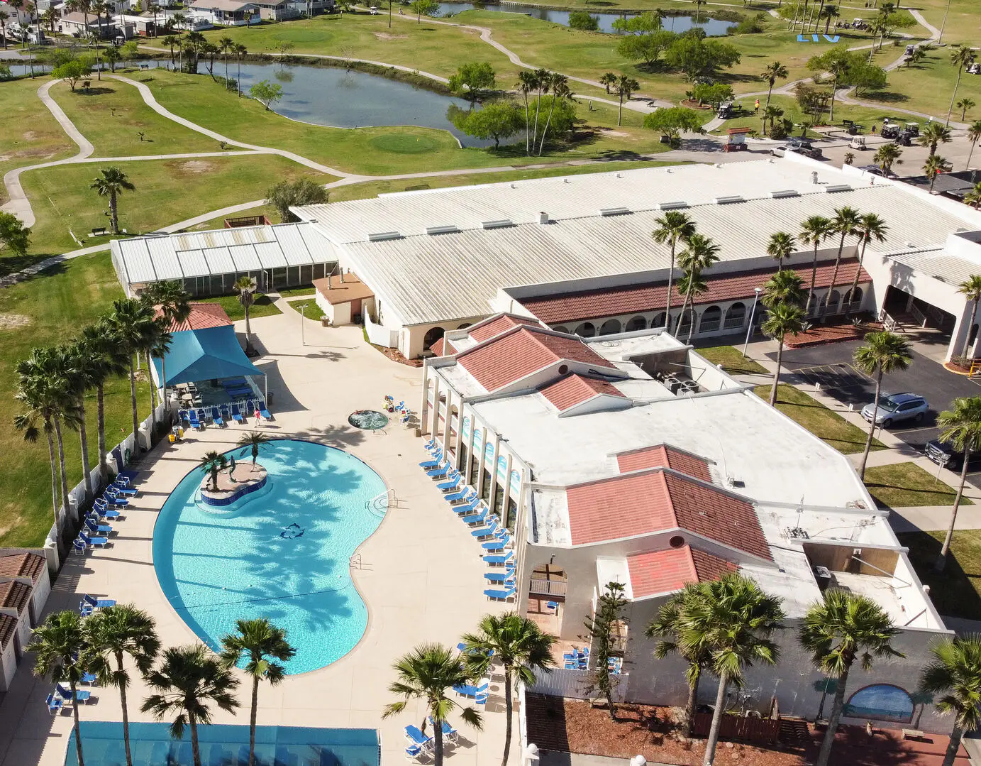 Mermaid Manor - Waterfront, Sleeps 6, Pools, Golf