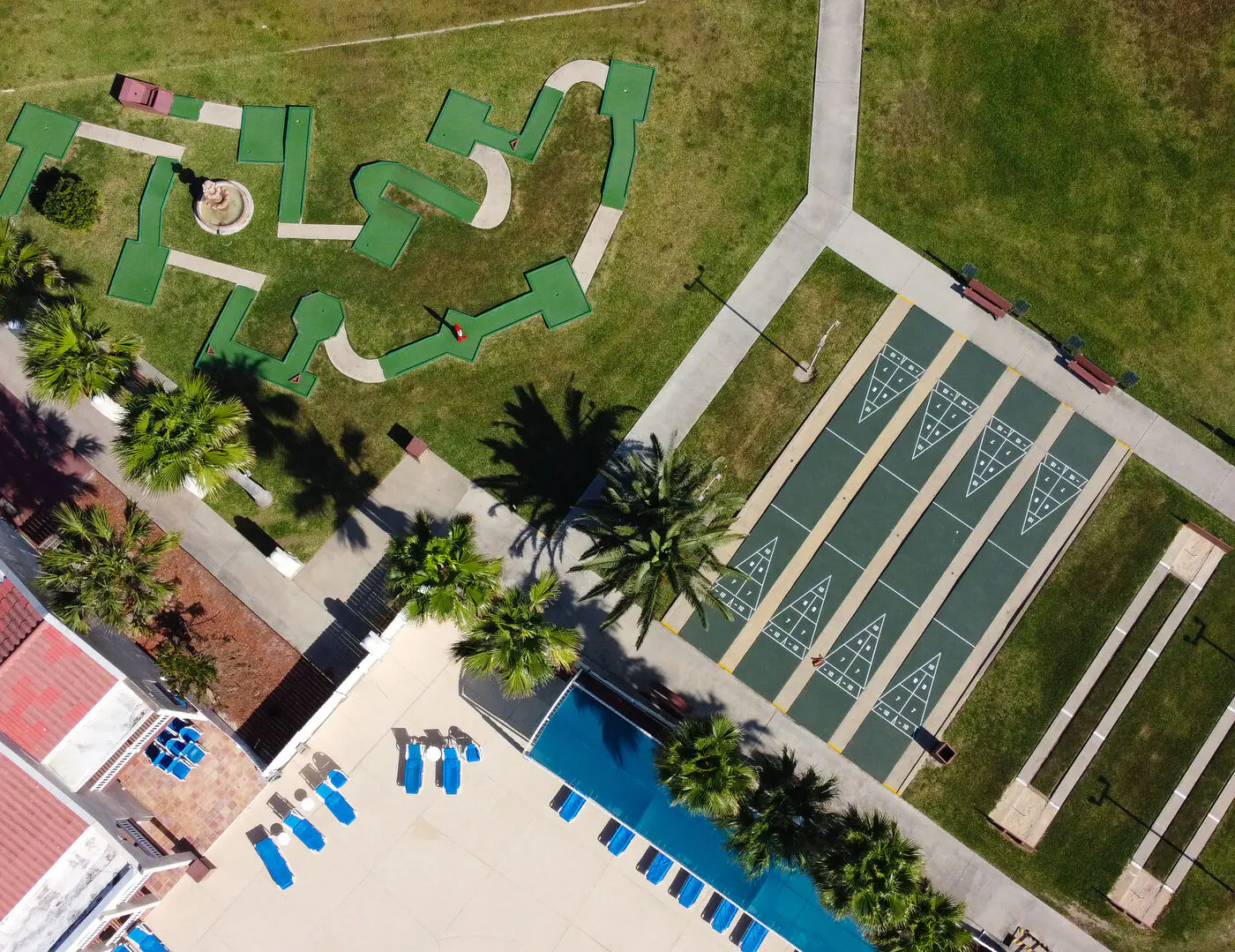 Mermaid Manor - Waterfront, Sleeps 6, Pools, Golf