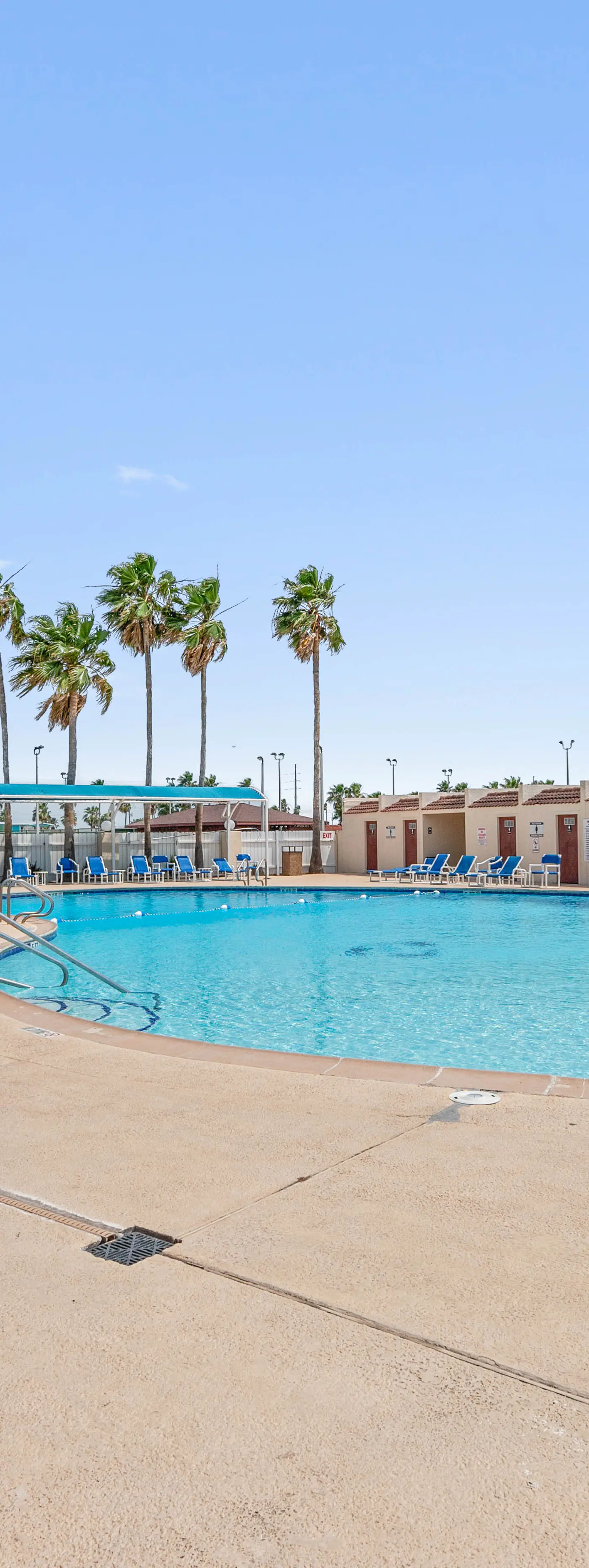Mermaid Manor - Waterfront, Sleeps 6, Pools, Golf