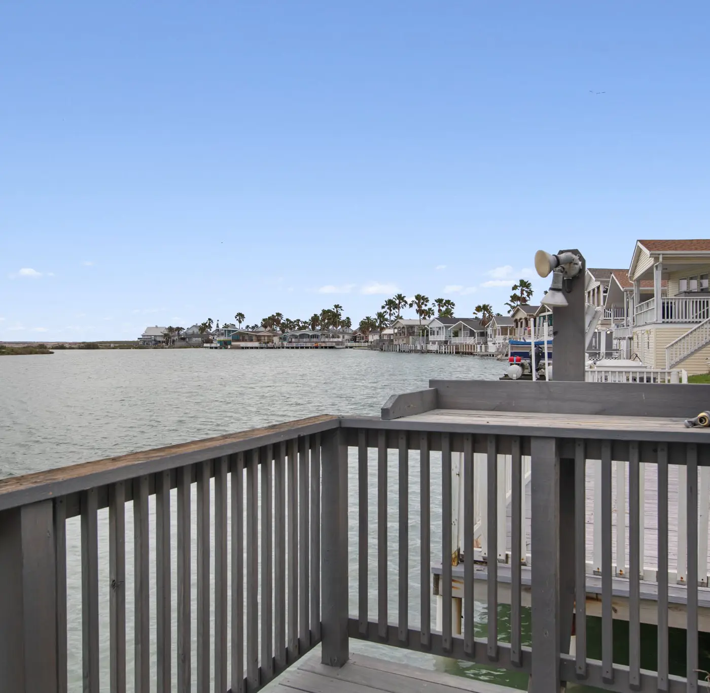 Little Launch - Waterfront, SpaceX Views, Pools