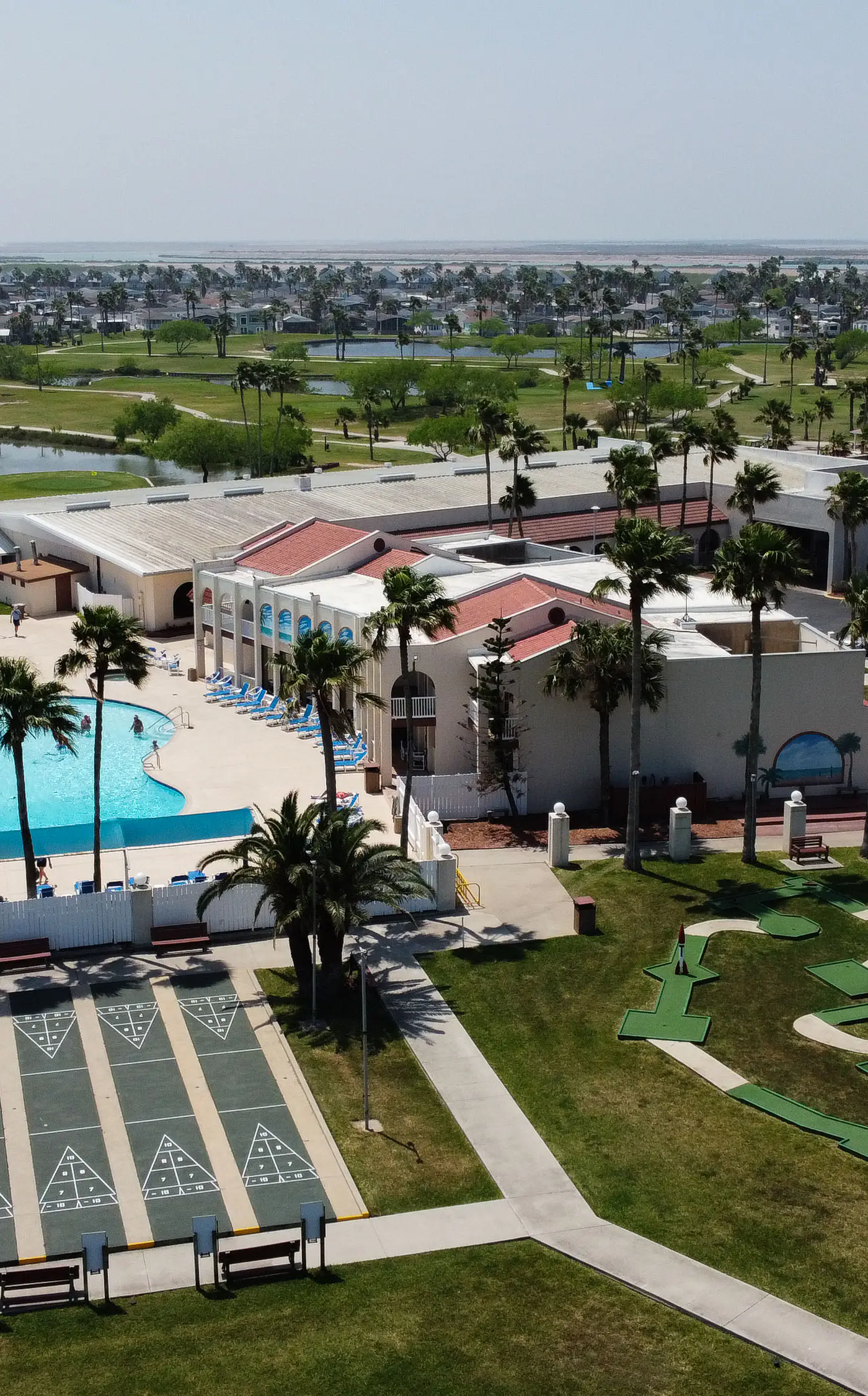 Little Launch - Waterfront, SpaceX Views, Pools