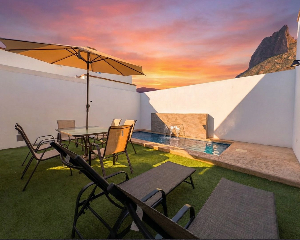 Casa Sol, Mirador 20