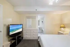 Beachfront Paradise at Phoenix II 2046