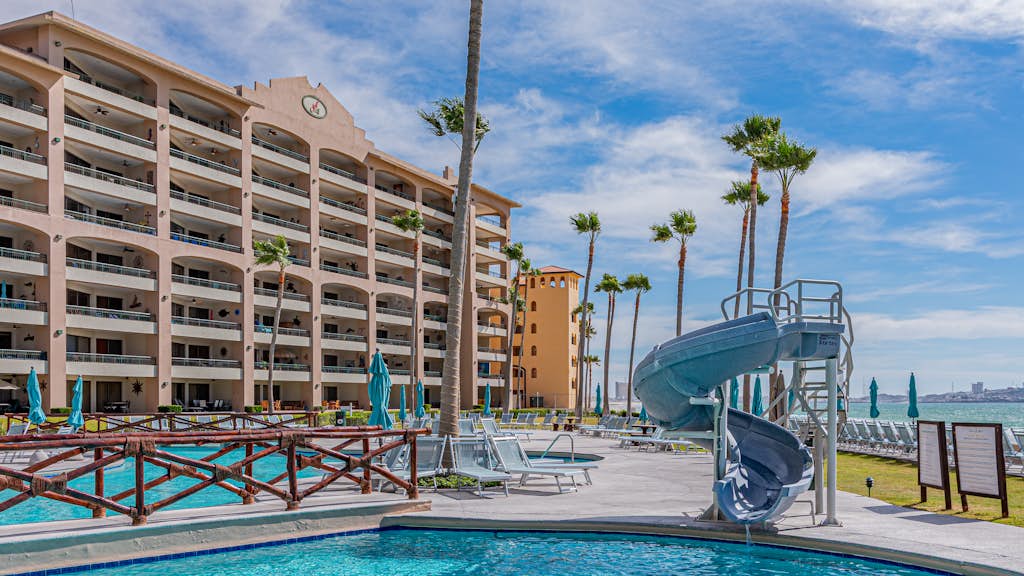Sonoran Spa E-408 – Inviting Oceanview Condo with Relaxing Coastal Vibes