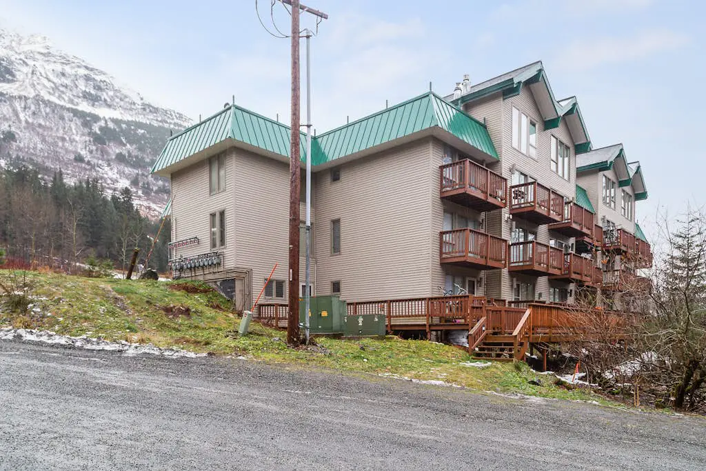 Alyeska North #400