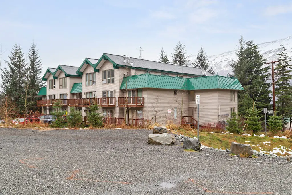 Alyeska North #400