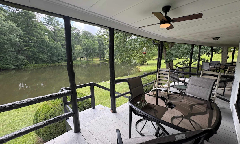 The Lakeview 304