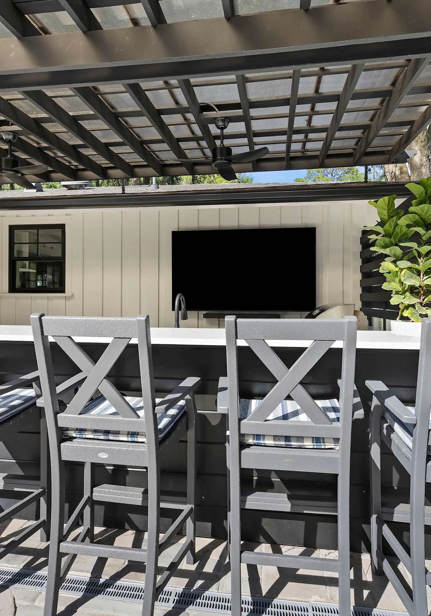 Prime Location Dream Home Outdoor Oasis & Pool