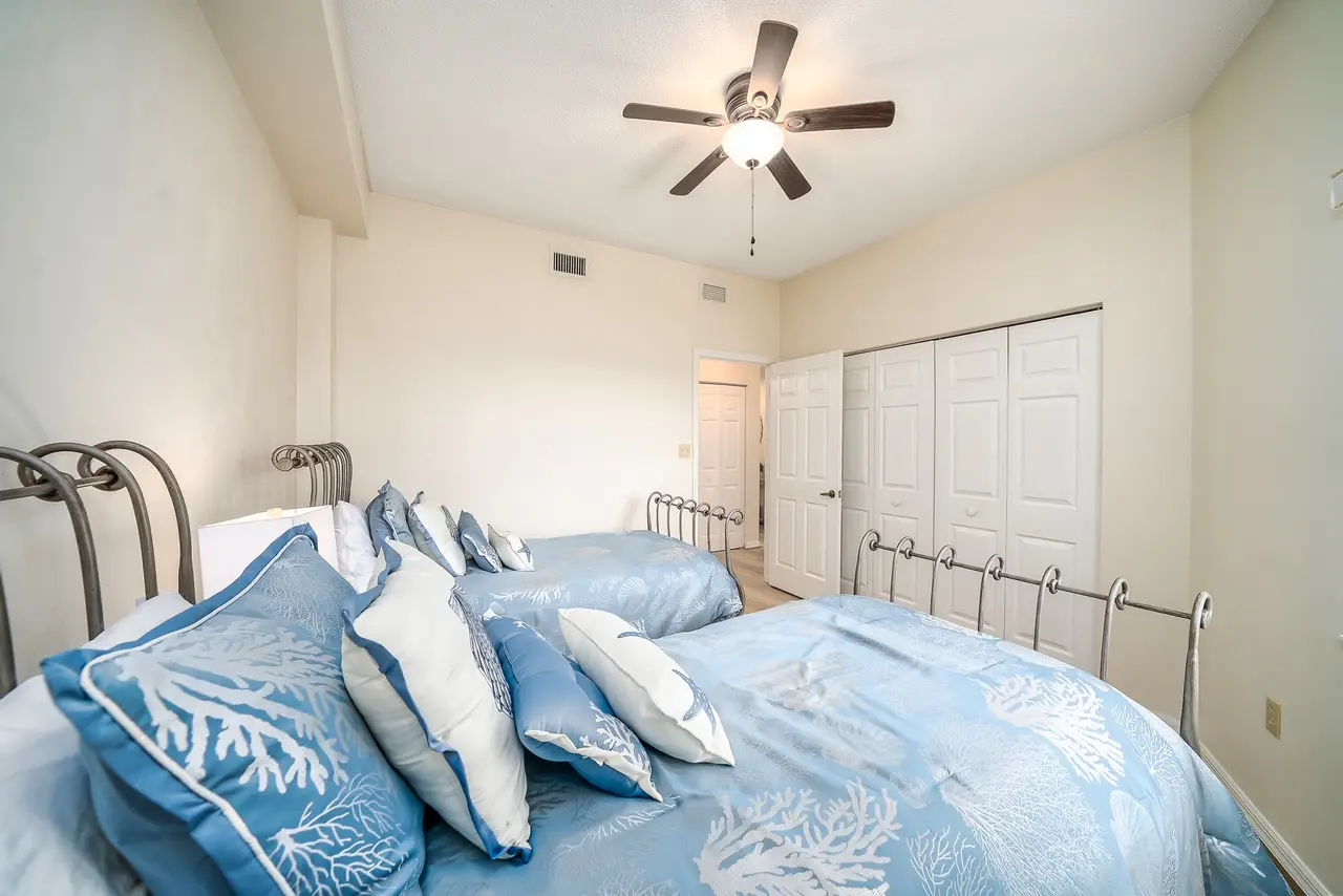 Surf Club 1307