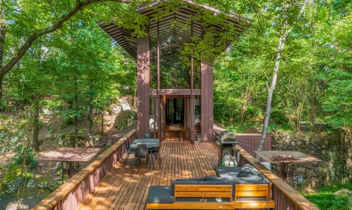 Fay Jones Historical A-Frame Luxury Design