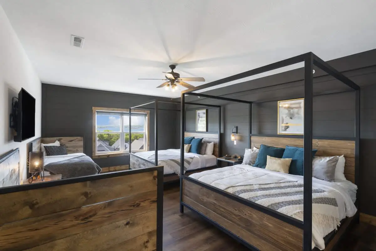  Table Rock Lakeview Lodge | Indoor Pool Sleeps 36