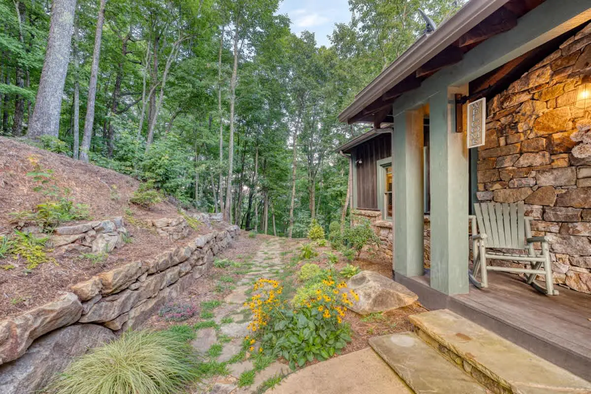  Mountain View Cabin w/ Hot Tub & Game Room