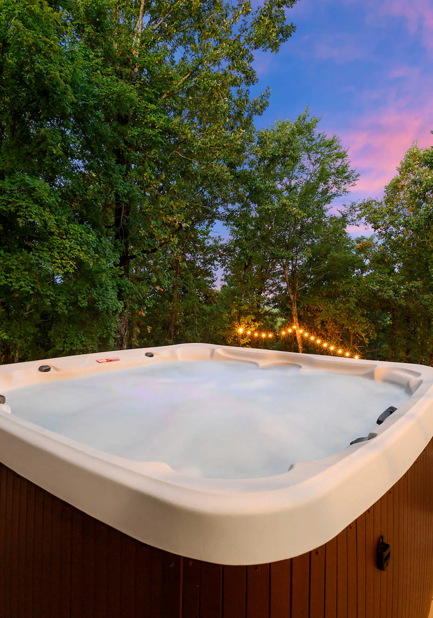 Broken Bow Cabin: Hot Tub, Fire Pit & Mountain Views