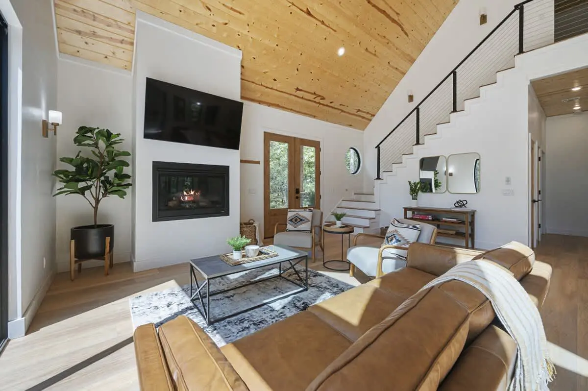 Luxury A-Frame - Firepit - Hot Tub - Broken Bow