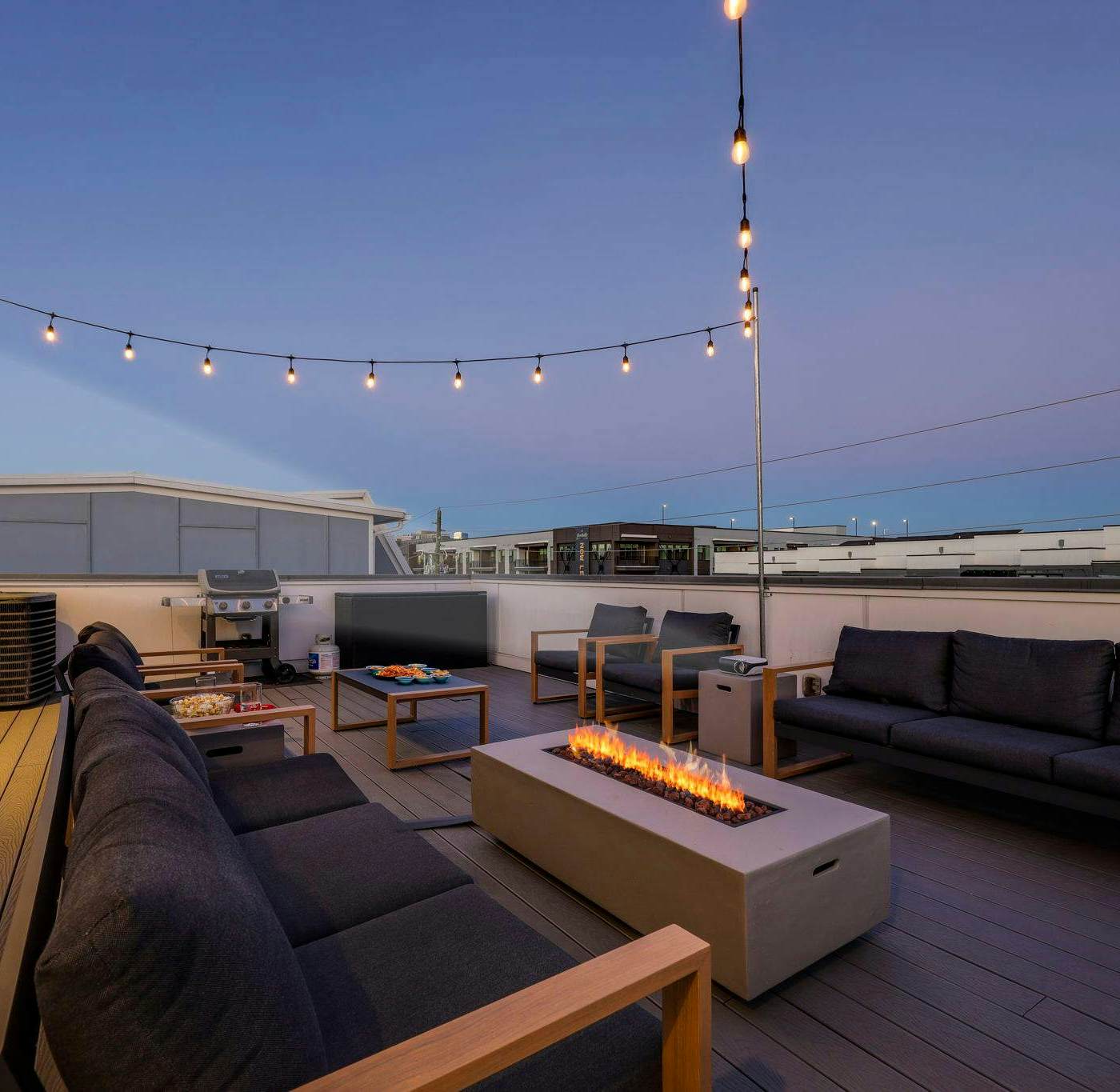 Stylish 4BR Gulch Condo w/ Private Rooftop