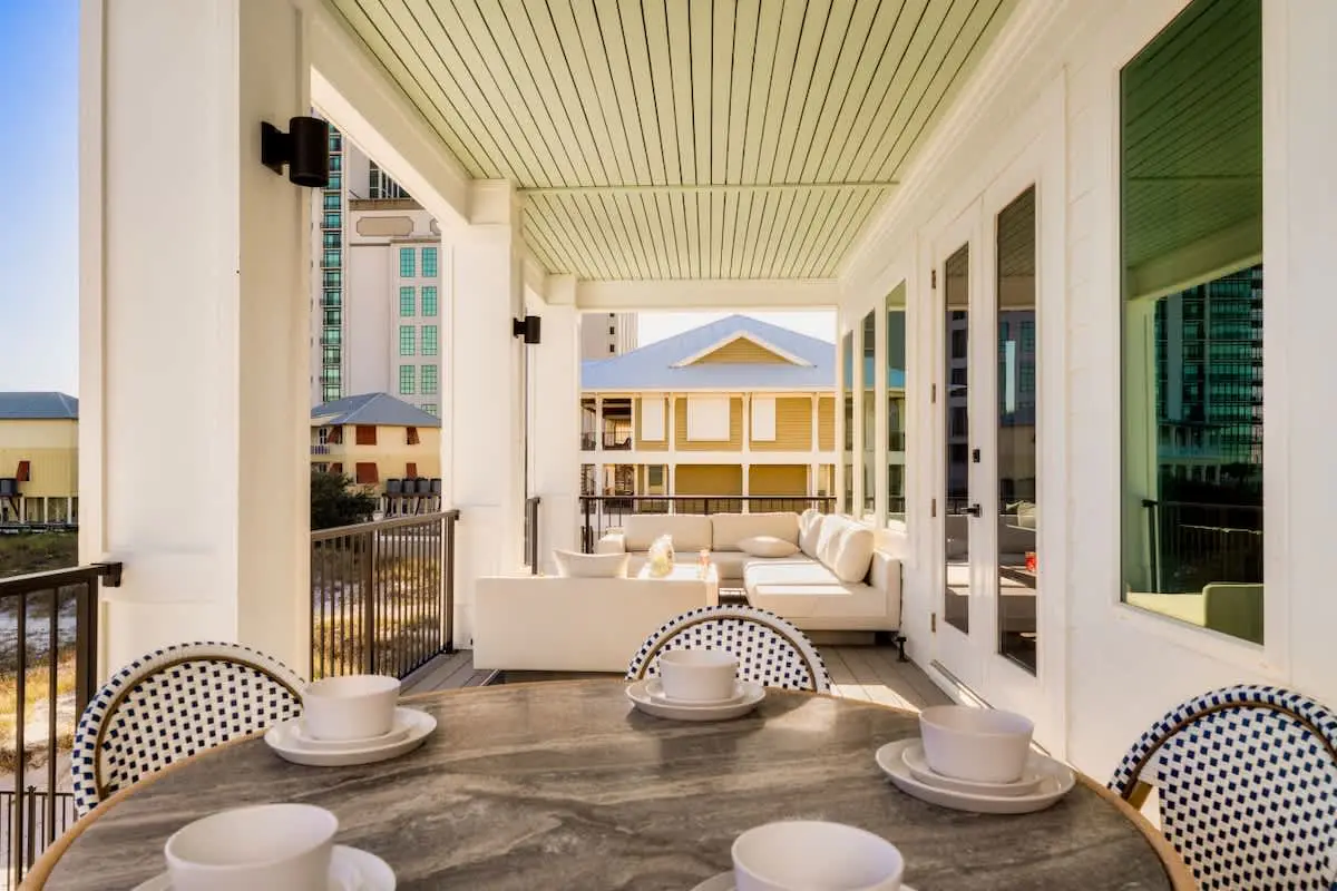  Whitecap Gulf Front 6BR Beach & Pool Gem