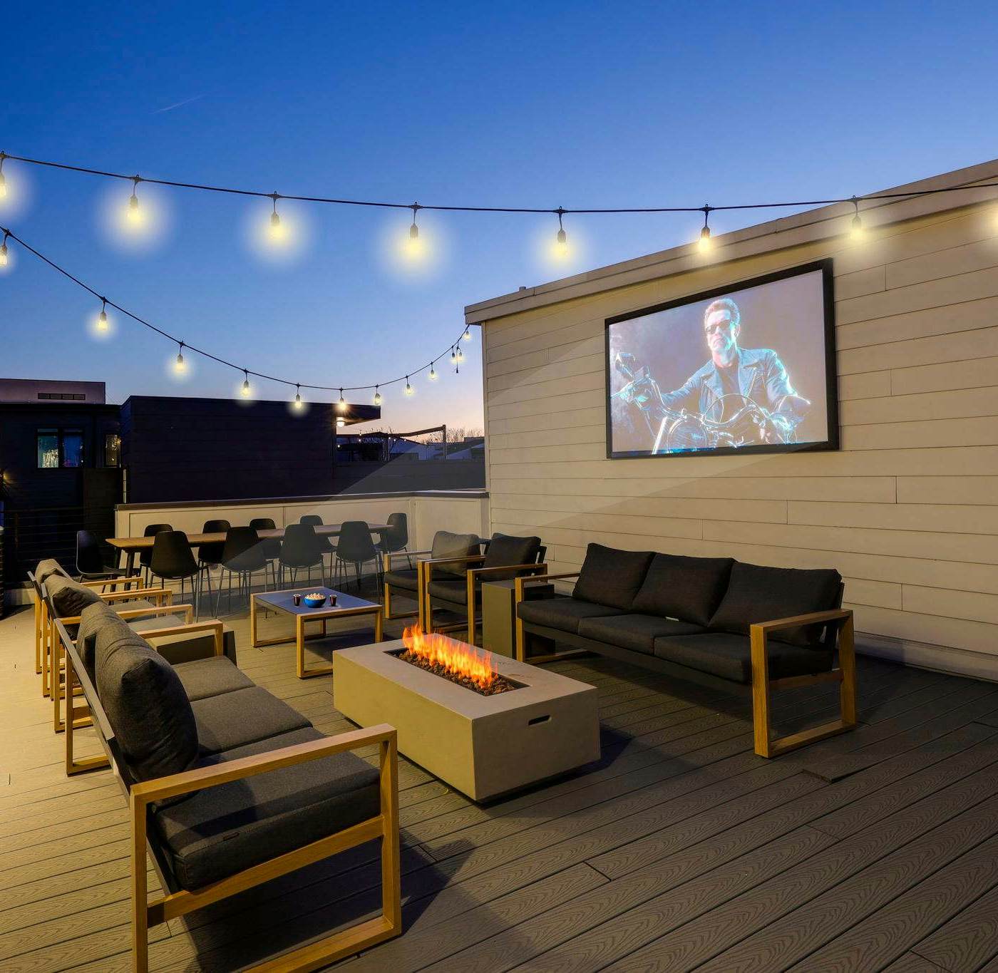 Luxury Gulch Condo - Walk to Broadway - Rooftop