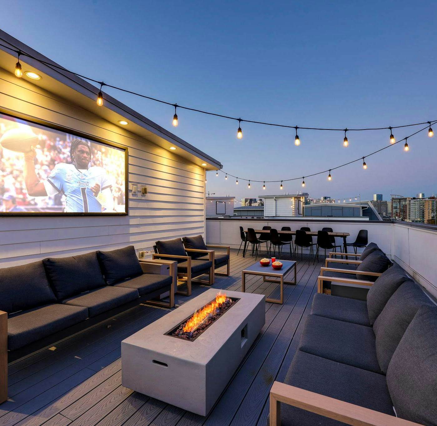 Luxury Gulch Condo • Rooftop & City Views Walkable