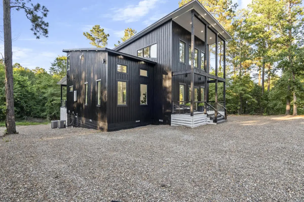 Modern Luxury Cabin - Private Fire Pit & Hot Tub