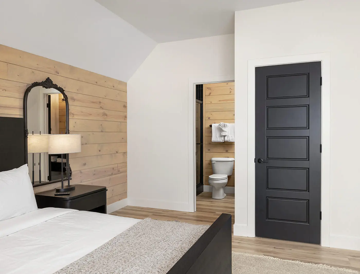Sleeps 24 Lakefront - Arcades - 2Pools - Hot Tub 