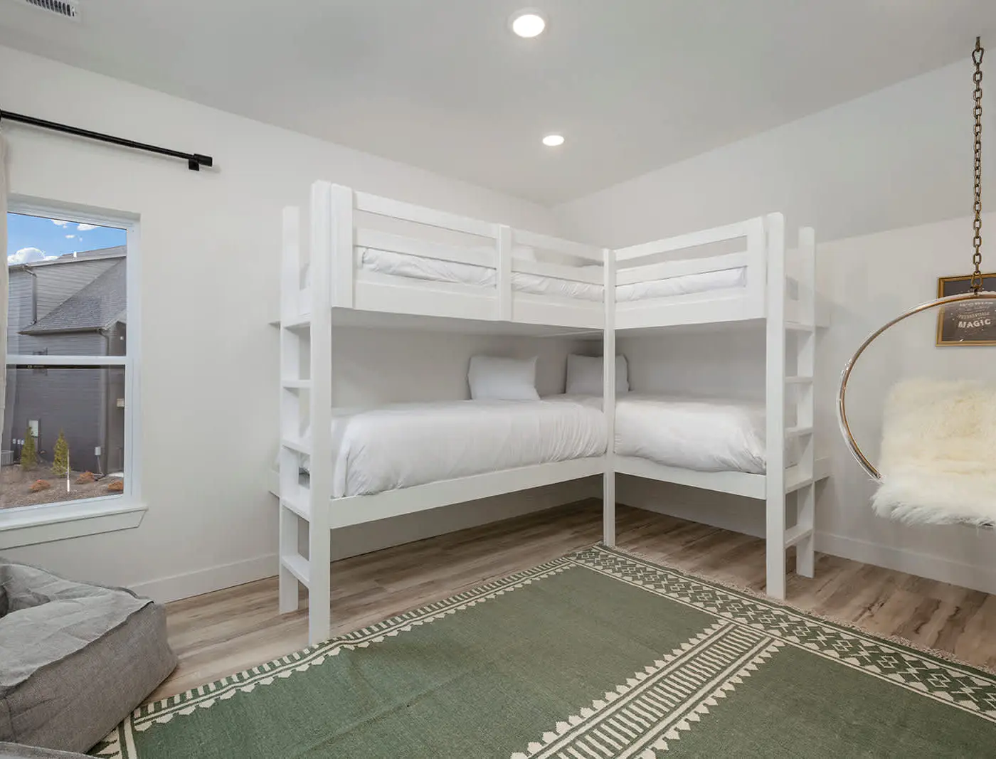 Sleeps 24 Lakefront - Arcades - 2Pools - Hot Tub 