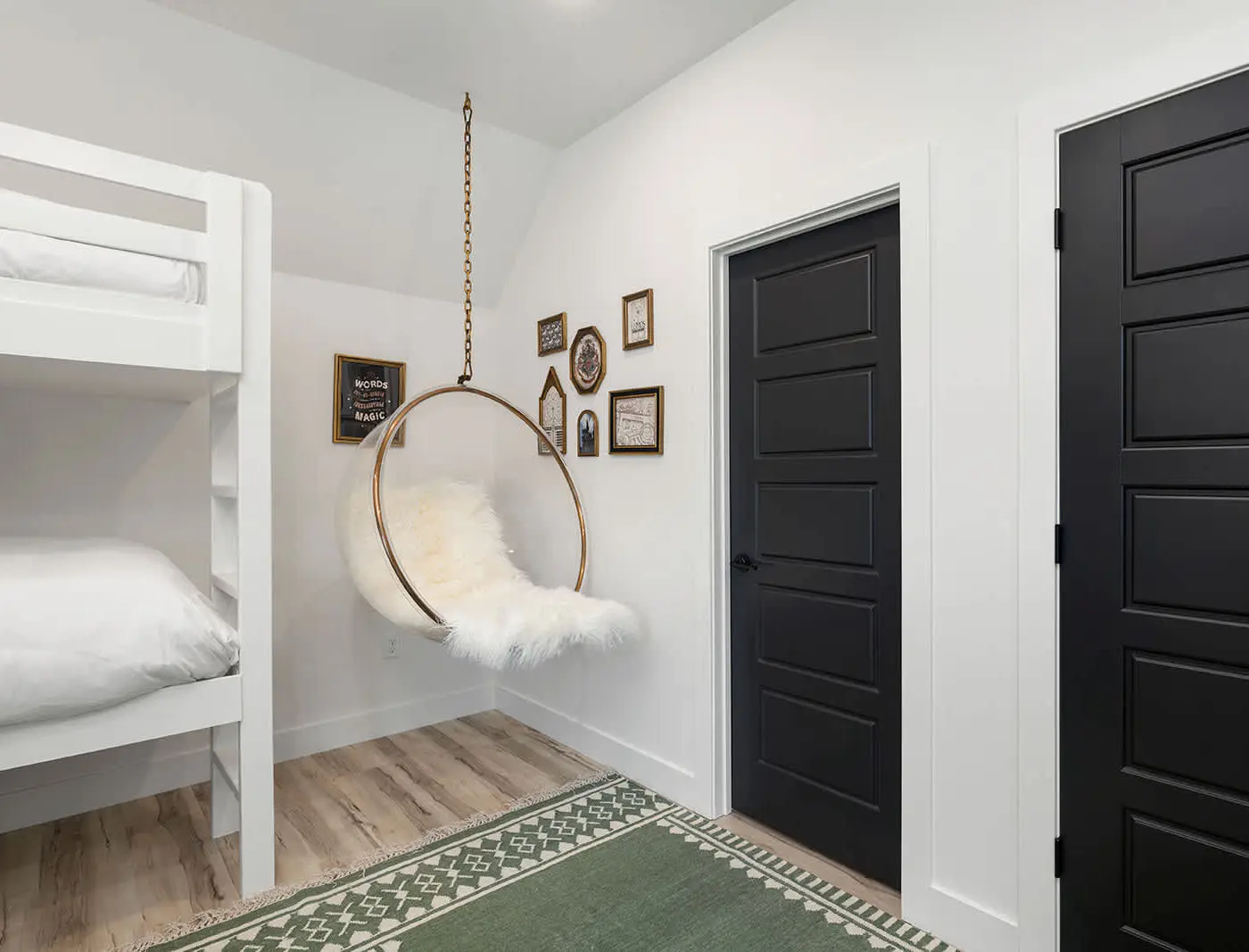 Sleeps 24 Lakefront - Arcades - 2Pools - Hot Tub 
