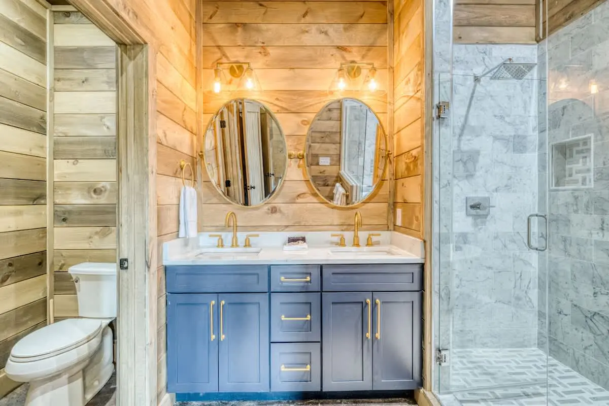 Luxury Cabin | Private Pool, Hot Tub & Theater