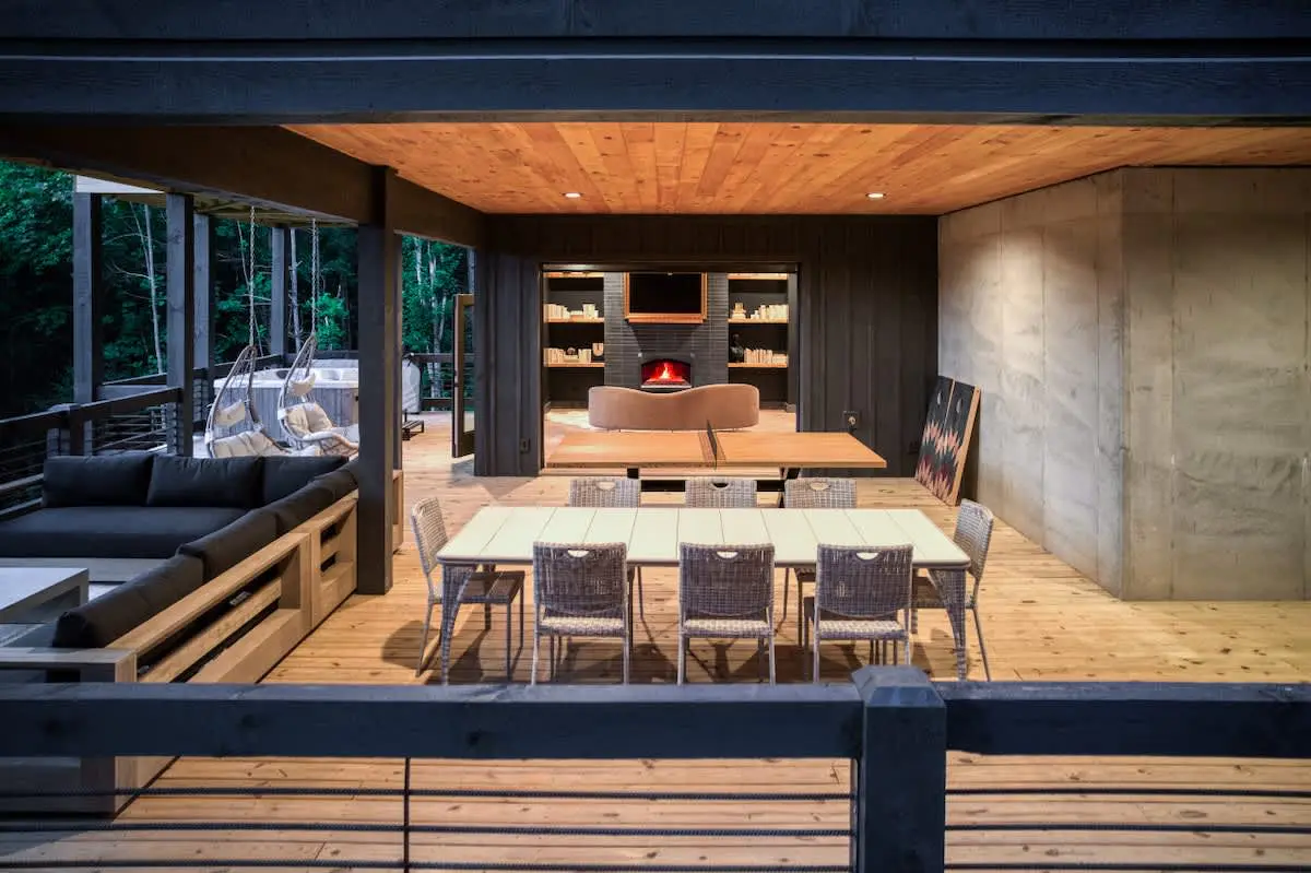  Modern Blue Ridge Cabin • Hot Tub & Ping Pong