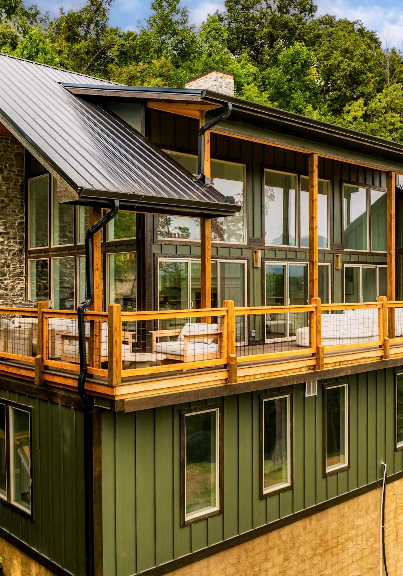 Luxe Home - Heated Pool, Hot Tub & Mountain Views!