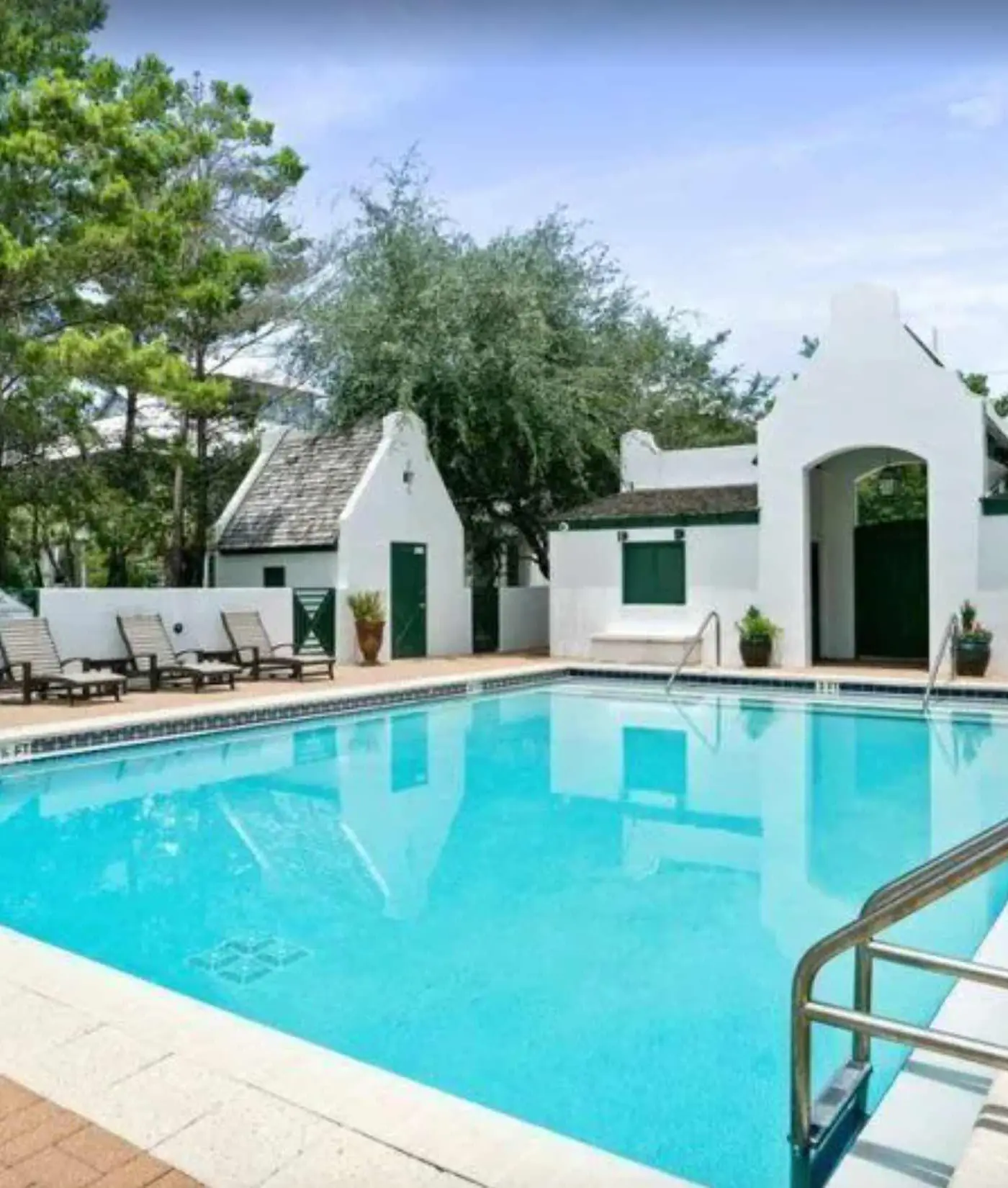  Luxury 6BR 30A Beachfront Villa + Pool + Bikes