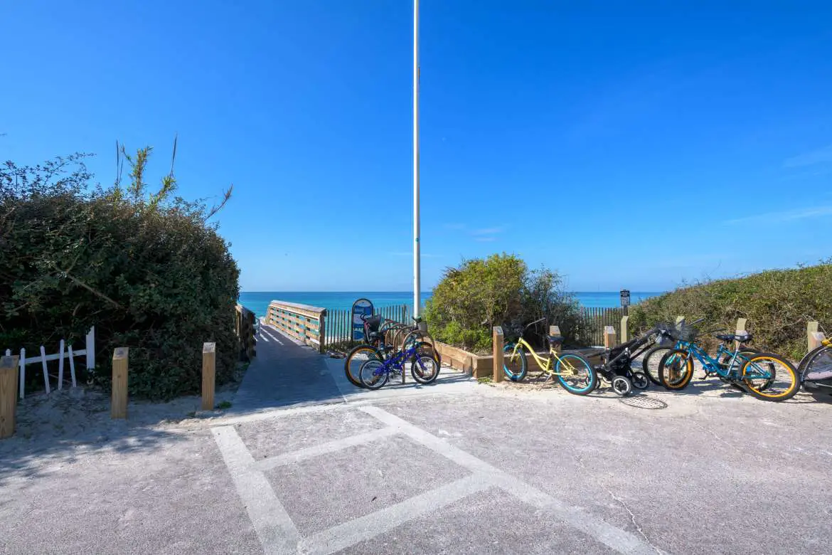  Luxury 6BR 30A Beachfront Villa + Pool + Bikes