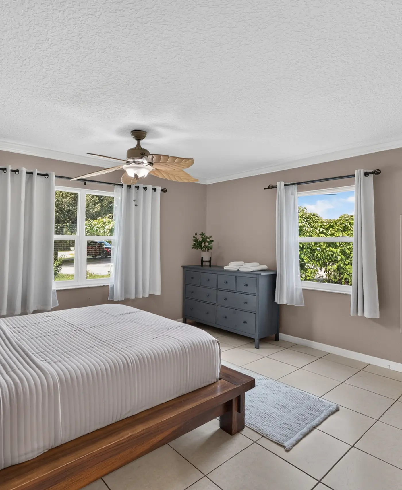 Shingle Creek Poolside Retreat