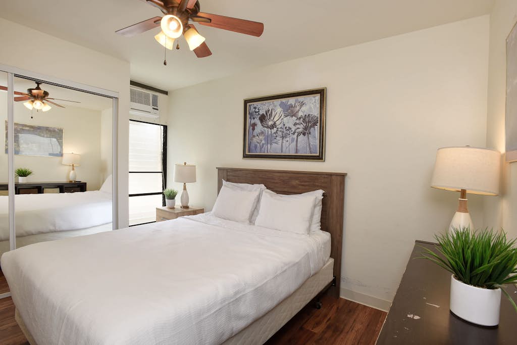Steps from Sugar Beach – Ocean Breezes & Sunset Views