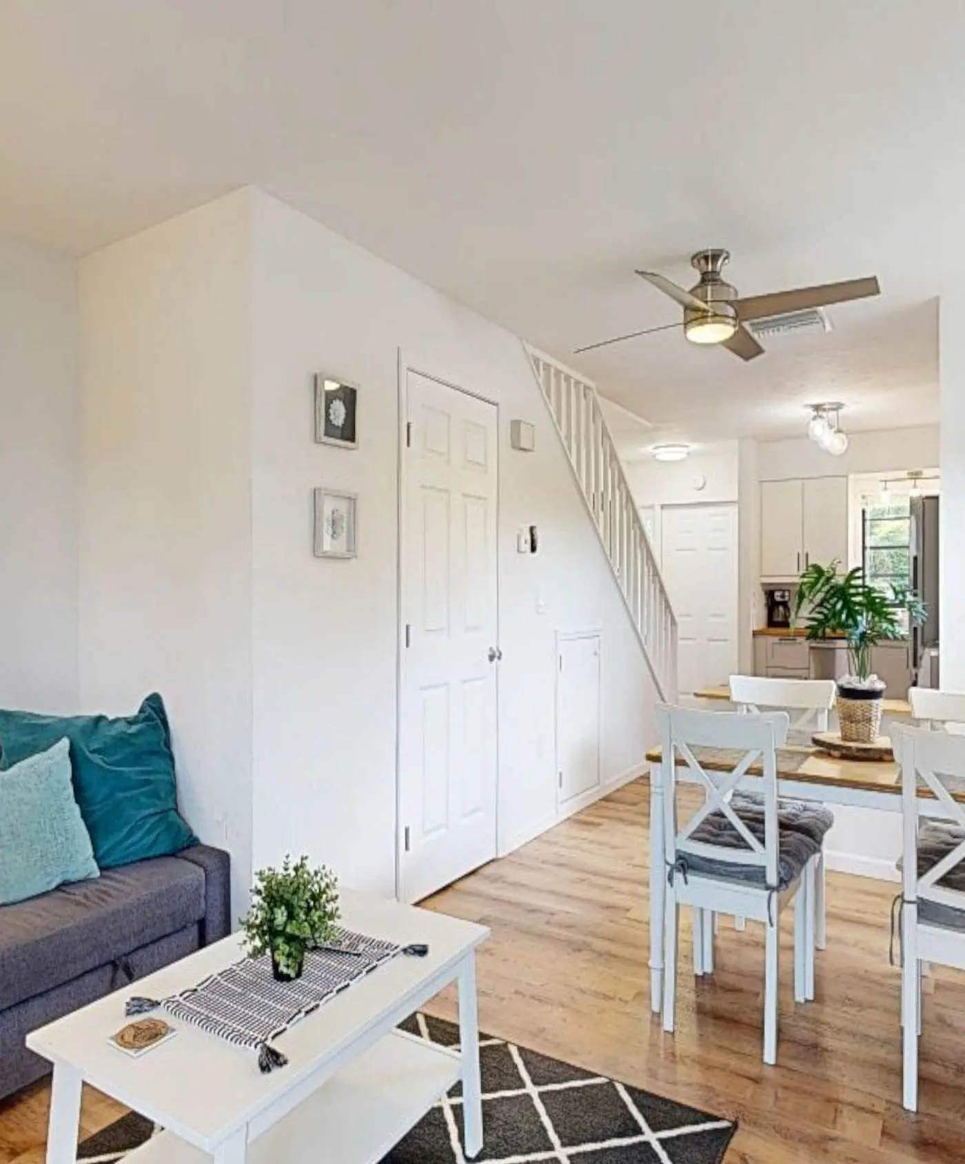 Spacious townhome w patio & shared pool